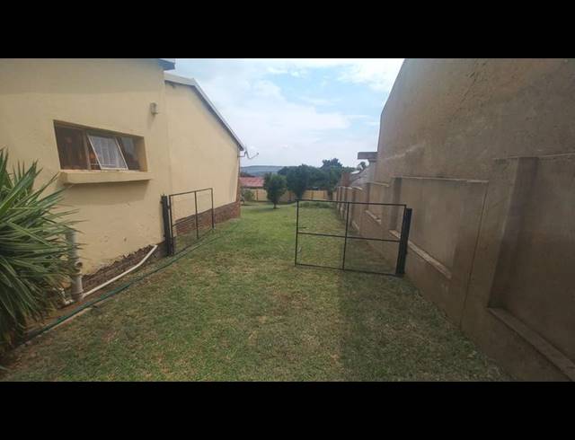 3 BEDROOM HOUSE FOR SALE IN KWAGGASRAND